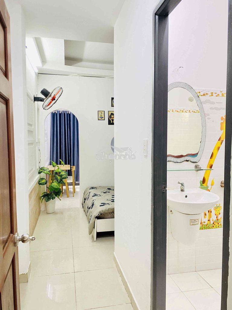 Cho thuê phòng ngay trung tâm quận 11 sát đường lê đại hành - 2