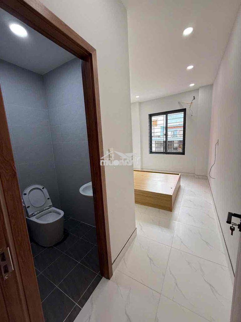 Nhà trần hưng đạo, quận 5, gần chợ hoà bình, hẻm thông, sổ hoàn công - 4