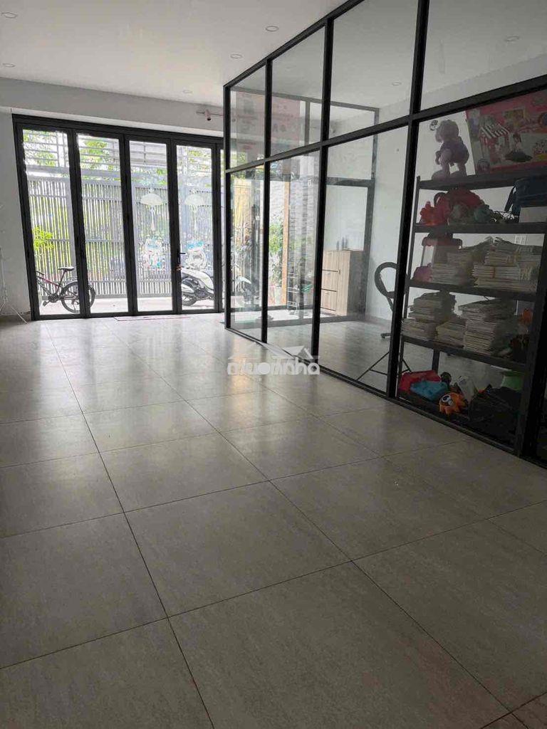 Nhà phố mặt tiền trục chính kdc liên phường 6*20 - 4 tầng thang máy - 4