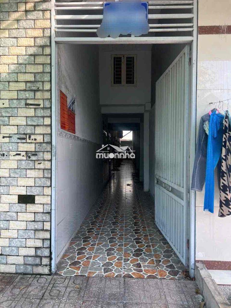 Bán gấp nhà trọ gần kcn mỹ phước 3, diện tích 6.4x30m, giá rẻ 2.8 tỷ - 2