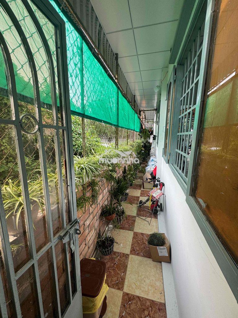 Nhà trấn biên - gần đ. ven sông - vay được 4tỷ - 2