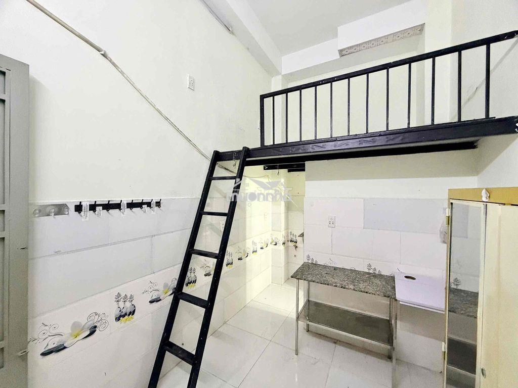 Lê văn sỹ p1, tân bình - 2