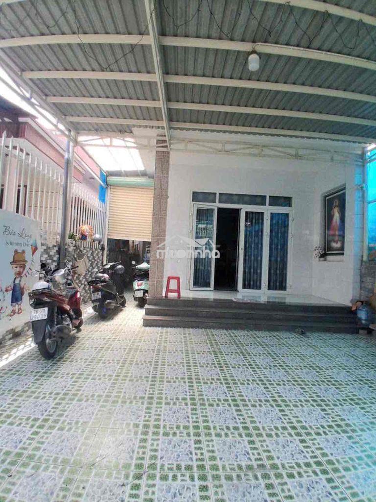 Nhà phú hoà gần chung cư happy one central 6,5x25m. full nội thất - 2
