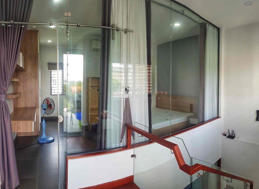 Nhà đẹp 2lầu sẵn nội thất - gần bưng ông thoàn q9 - đường oto - 3