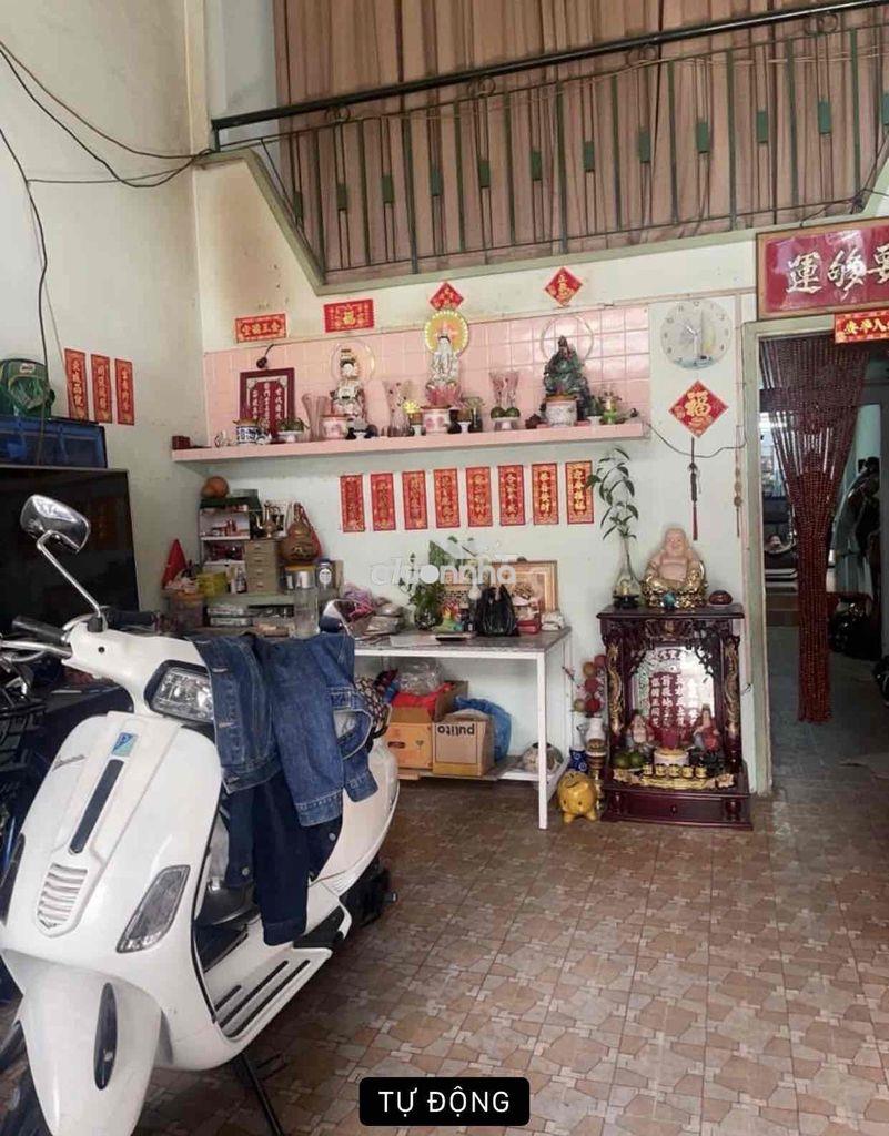 Chủ gấp chia cho con - giảm mạnh 5ty - ngay chợ hoa - bình đông - 188m - 4