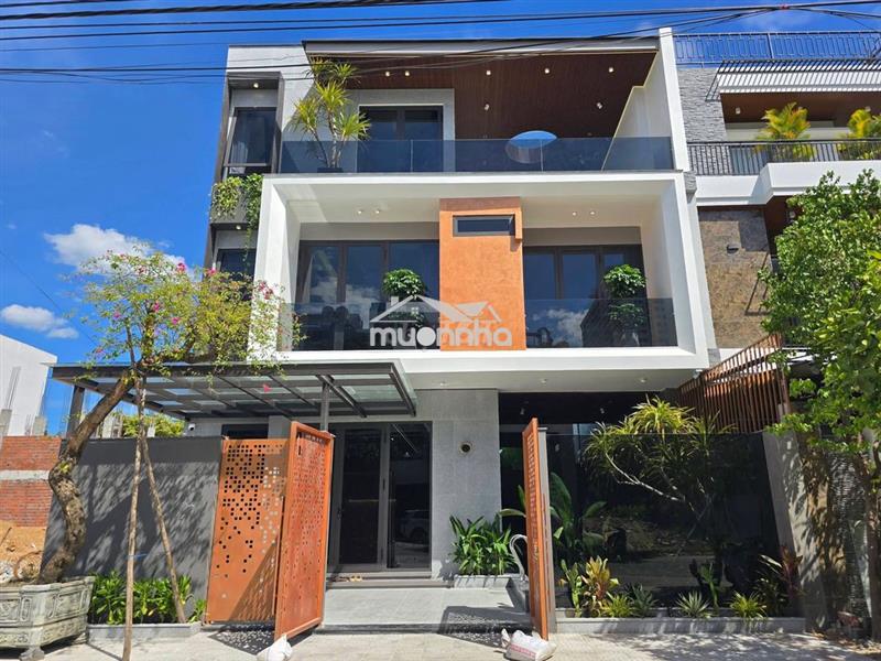 Chính chủ bán căn villa hiện đại đường phan bá vành sát sông hàn