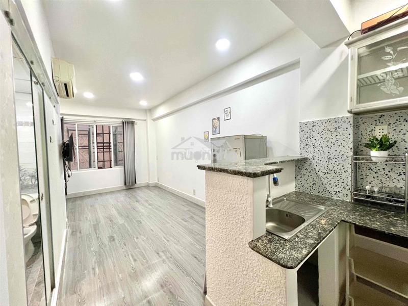 Cho thuê studio hầm xe thang máy cửa sổ ngay tô hiến thành quận 10