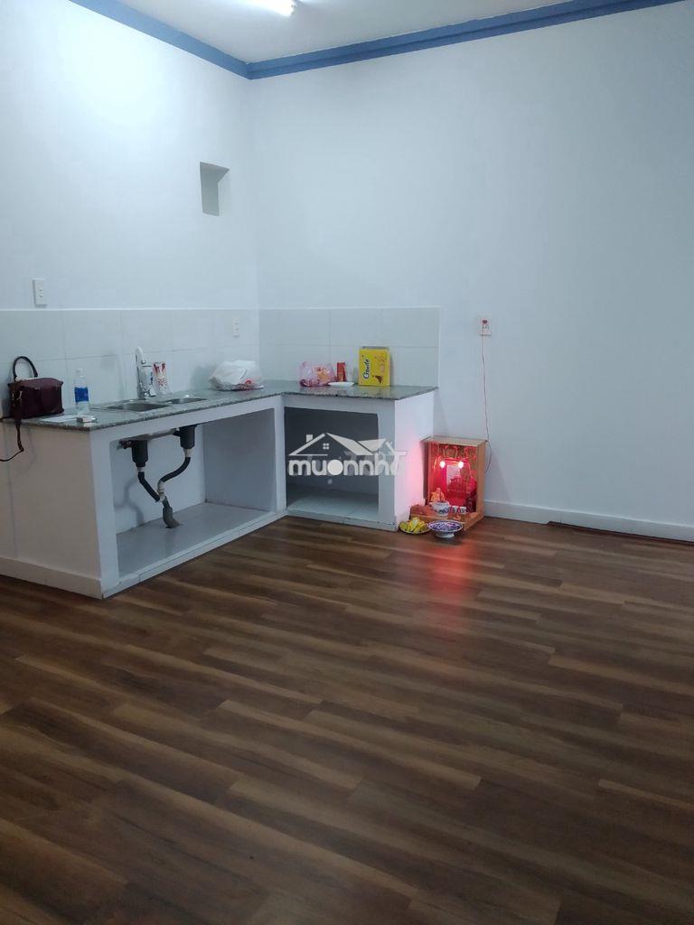 Chính chủ bán căn thương mại giá 1.350 tỷ có 2pn - 2