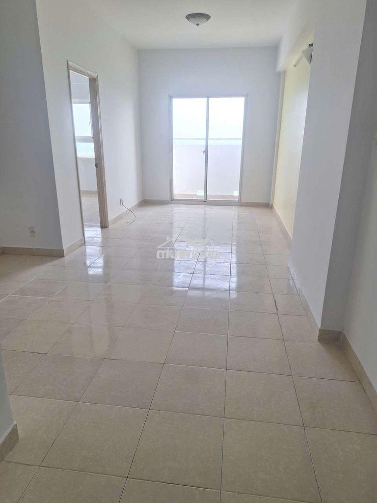 Kẹt tiền cần bán gấp căn hộ p. bình đông. giá 1.4 tỷ. 55m2. 2pn, 2wc