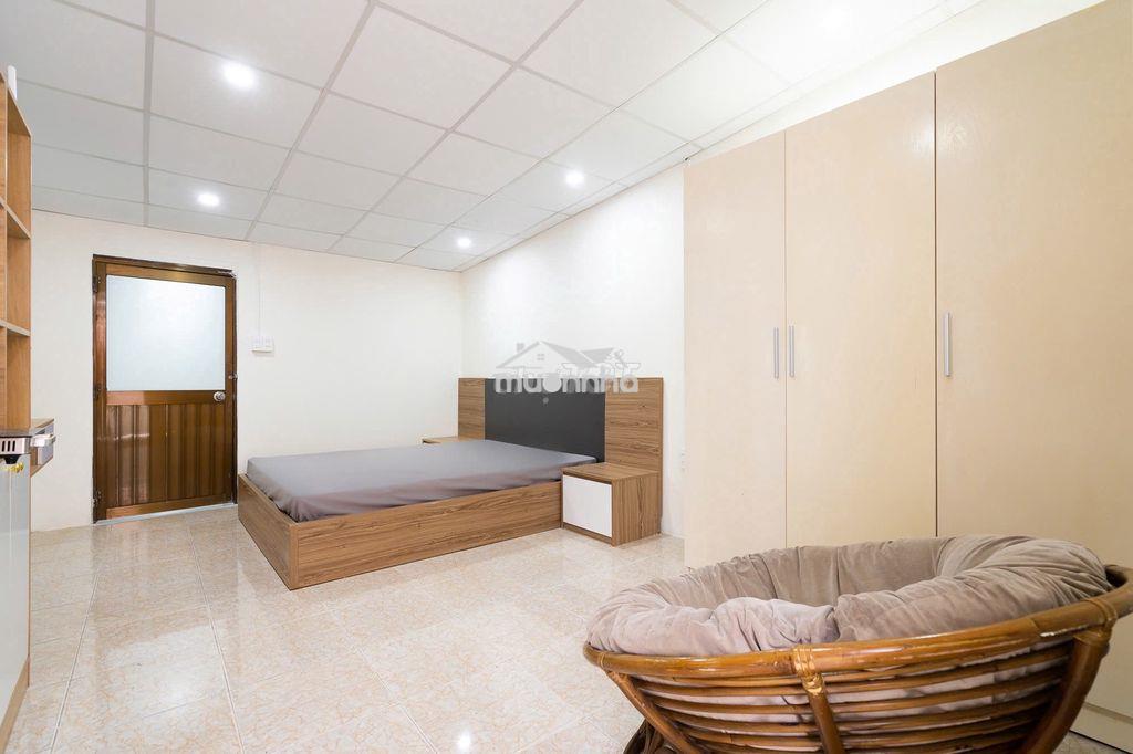 Cho thuê nhà tầng trệt và lầu 2 trong chợ bàn cờ - 4