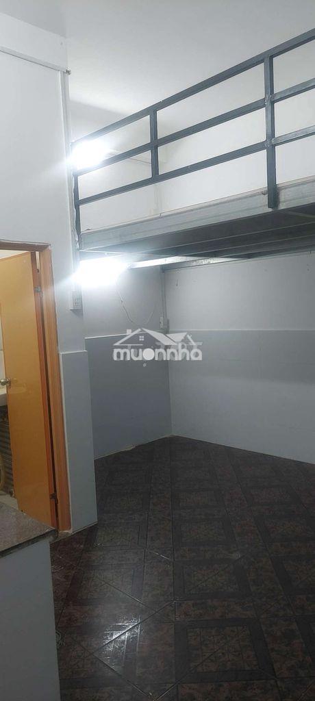 Phòng trọ 30m2 ngay ngã tư âu cơ lạc long quân - 2