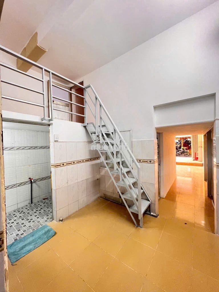 Cho thuê nhà nguyên căn có mặt bằng kinh doanh chợ thị nghè - 3