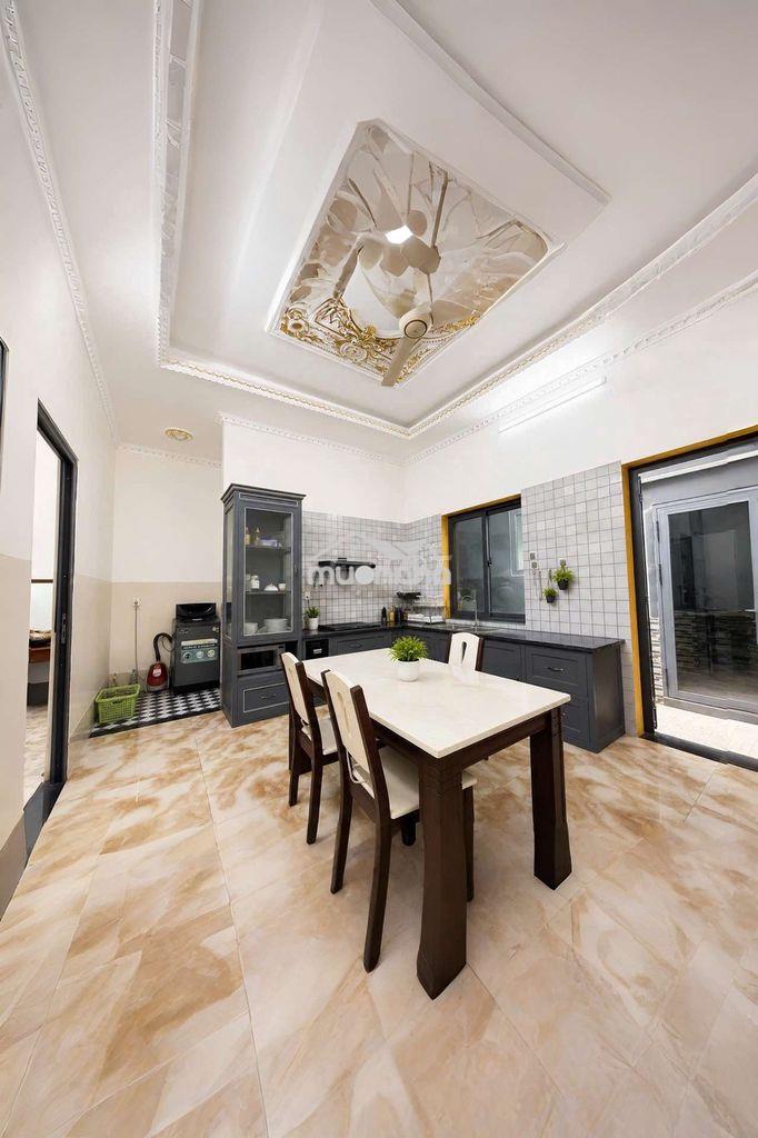 Cho thuê nhà 160m2 mới, rẻ, đẹp, có sẵn nội thất, đường 5m sân đậu oto - 2