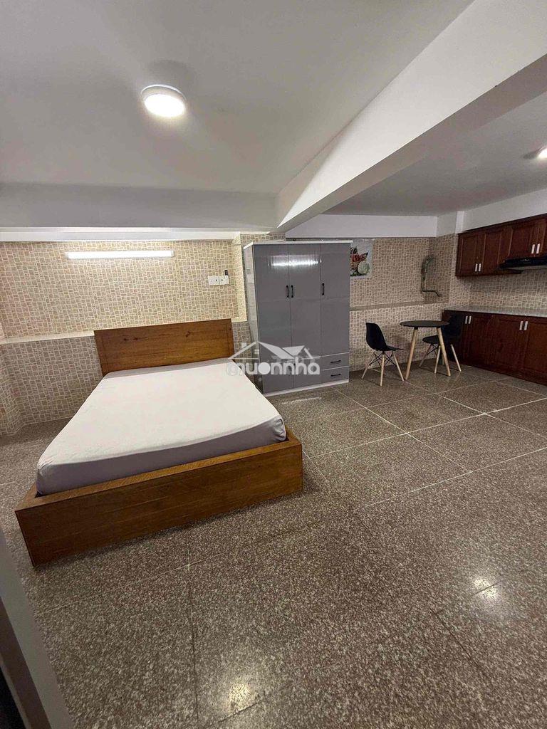 Phòng tên lửa đầy đủ nội thất giá rẻ đường số 7a sát siêu thị 3.5 tr