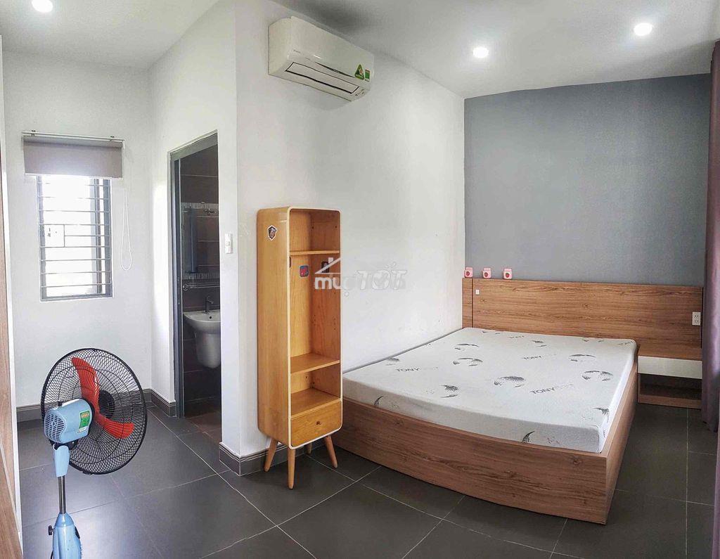 Nhà đẹp 2lầu sẵn nội thất - gần bưng ông thoàn q9 - đường oto - 4