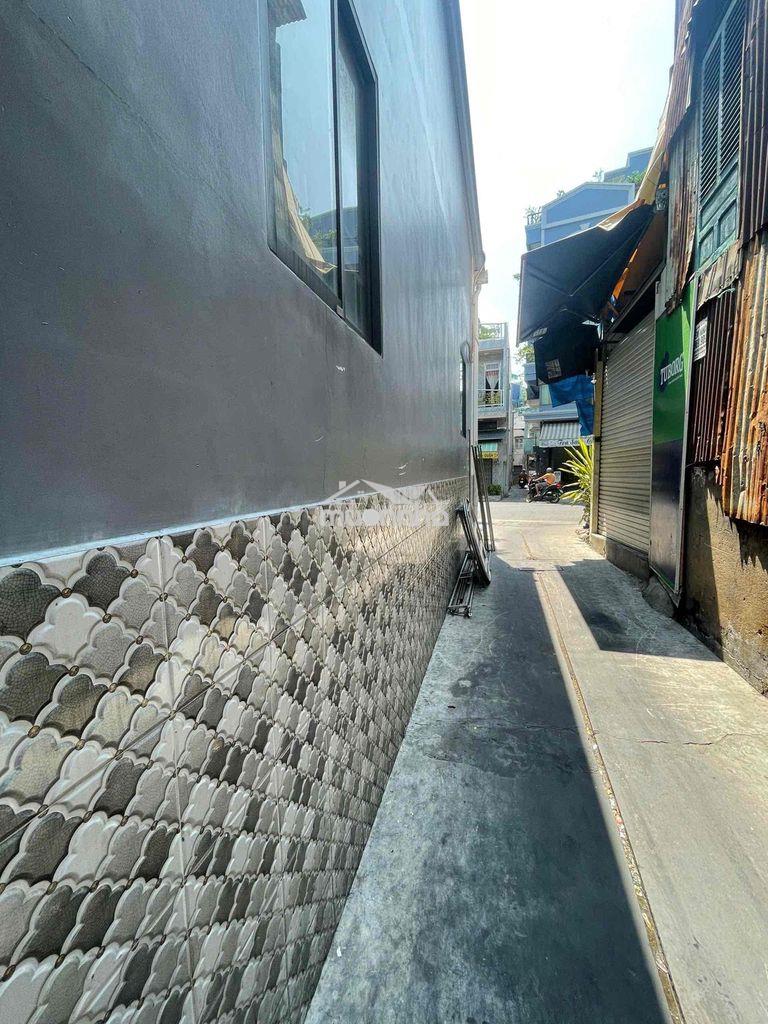 1/ lò siêu 3.5x21m trệt lầu .6.9 tỷ tl chính chủ
