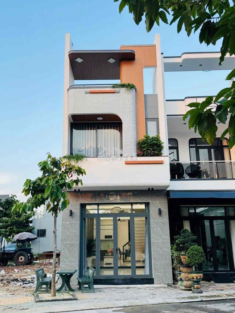 Bán nhà tại tân uyên bình dương 4,5m x20m 3 pn - 2