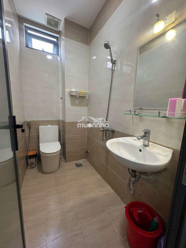 Phòng mới đẹp, giờ giấc tự do  - 4