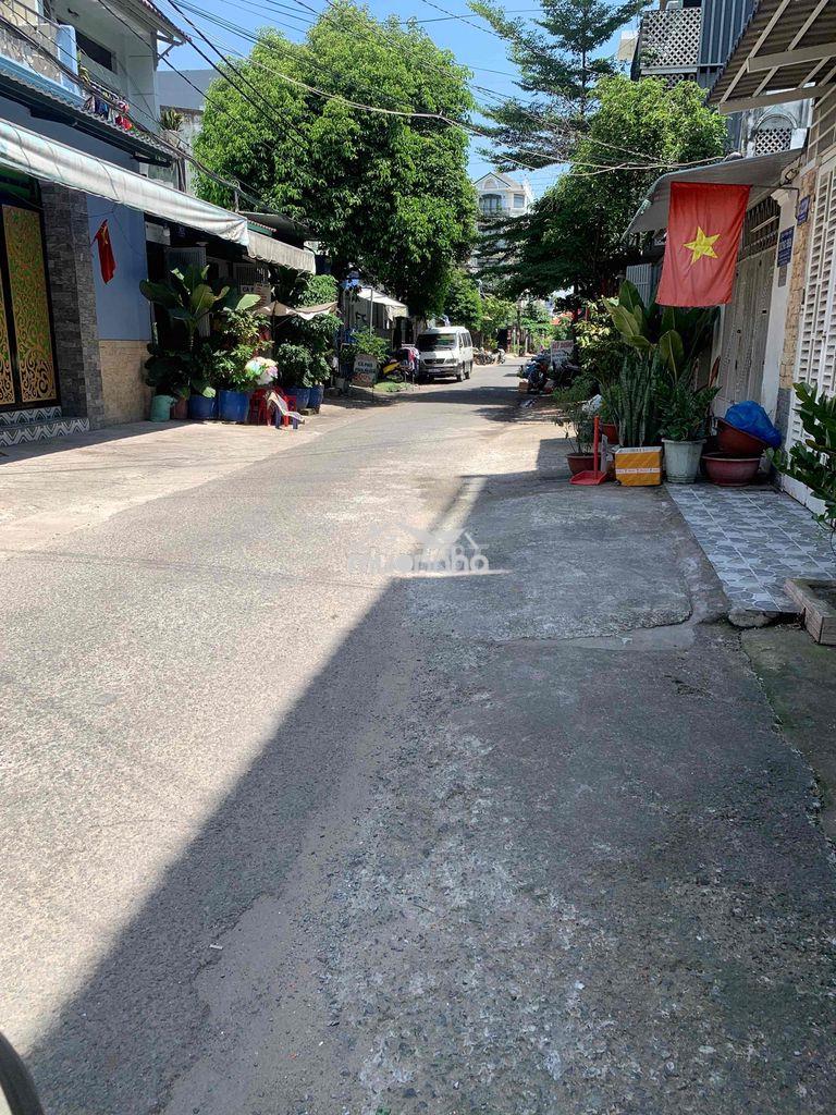 Nhà khu tân sơn nhì 4x20m 3 lầu 5 phòng ngủ - 3