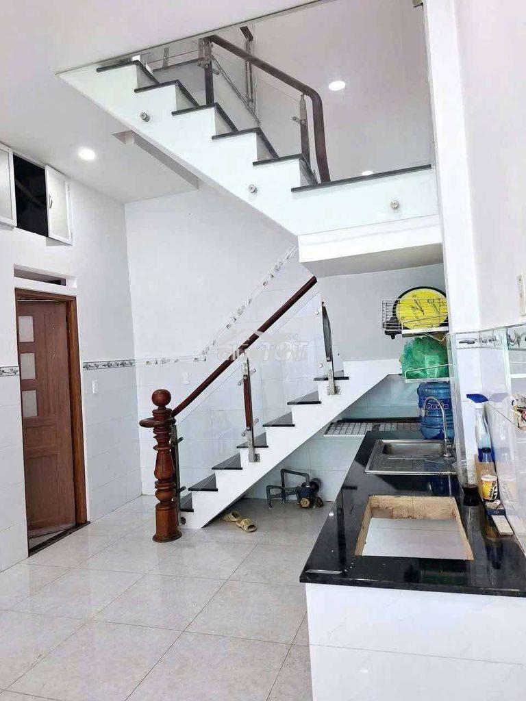 Hẻm 110 bà hom - 3