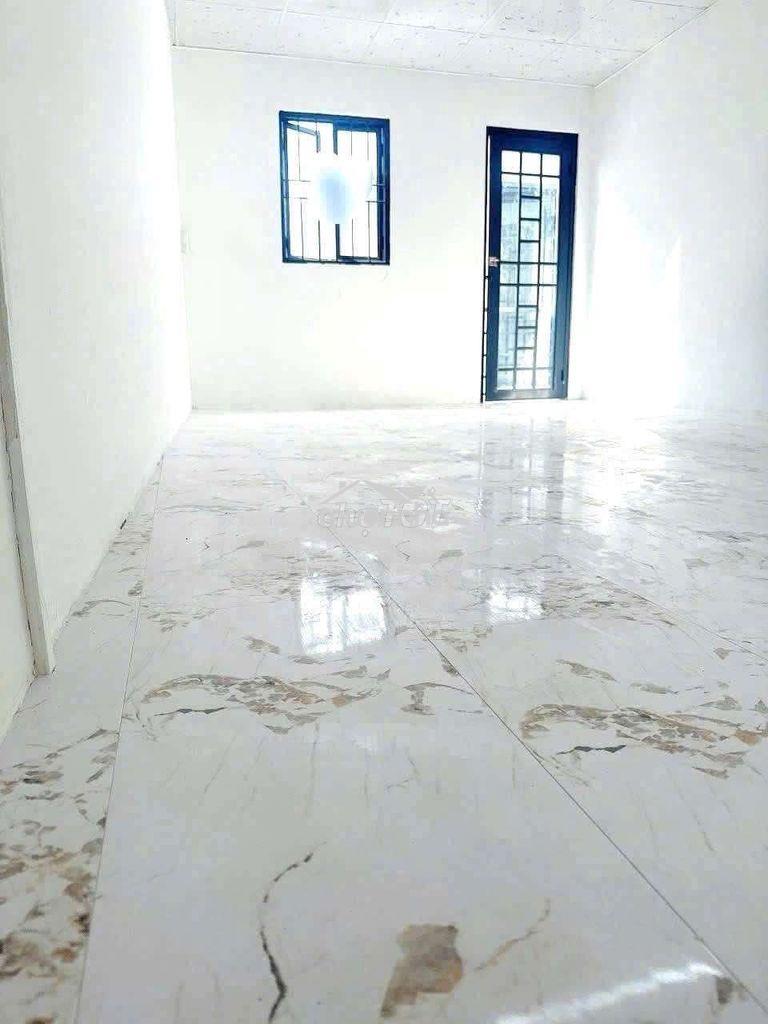 Bán nhà mới đẹp cấp 4 2,5x6 hẻm c10 phạm hùng gần siêu thị satra - 3