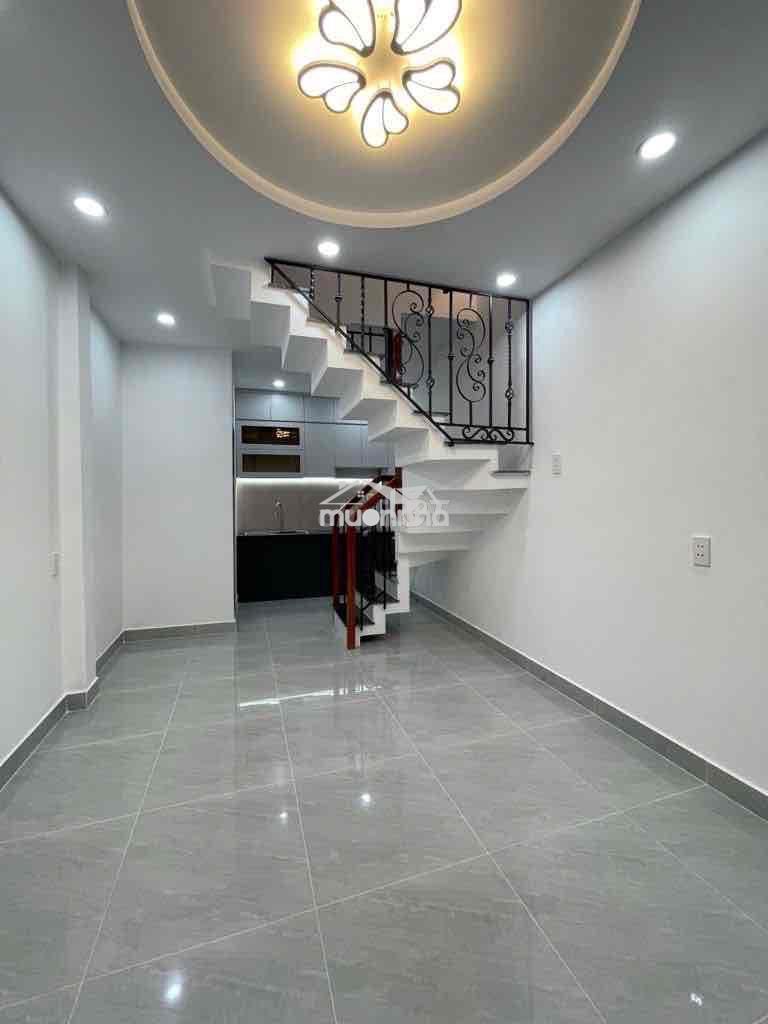 Bán nhà aeon tân phú 30m2 nhỉnh 2tỷ