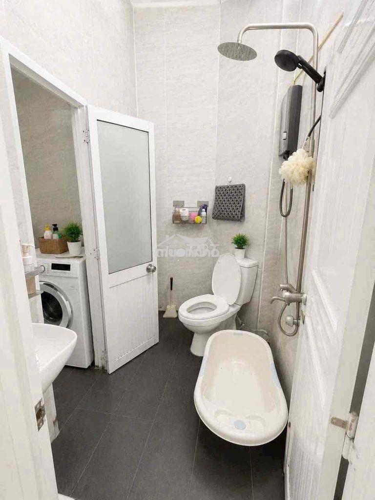 Bán nhà đẹp 2 tầng quận 4 - ko quy hoạch - hoàn công đủ nhỉnh 5 tỷ tlc - 4