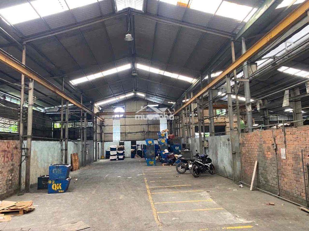 Cho thuê kho-xưởng (như hình) dt:300m2- 350m2 và 550m2 đường xe conten - 3