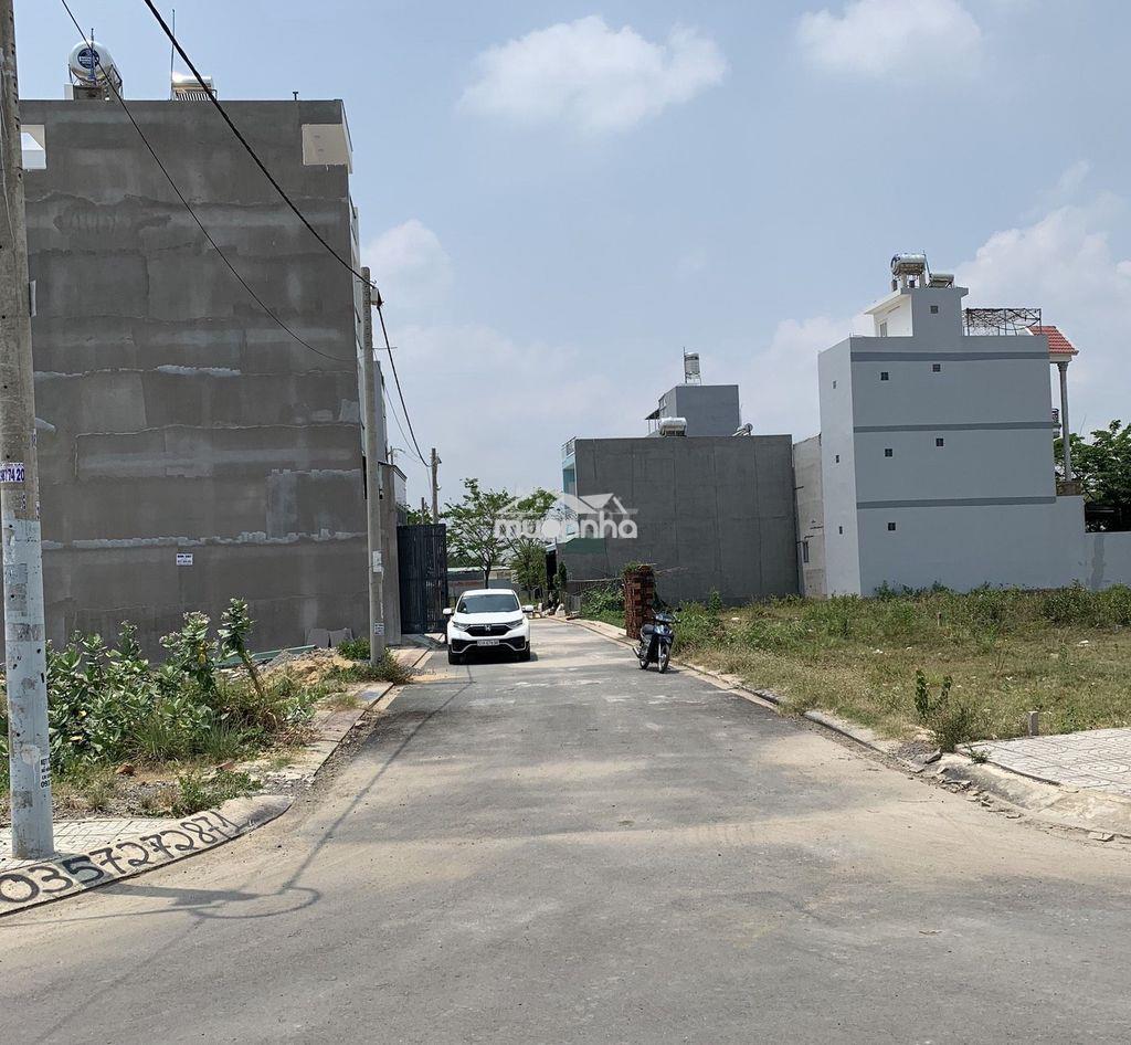Bán đất thổ cư ngay khu đô thị vinhomes quận 9  - 3