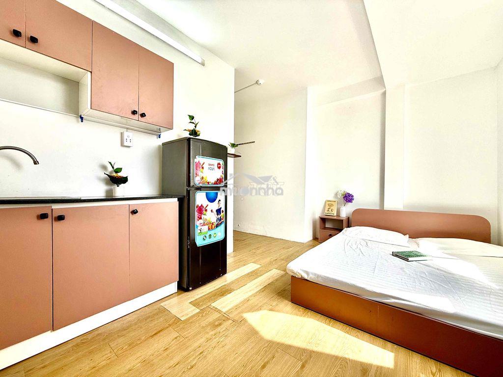 Stuido ngay vòng xoay lê đại hành - 3