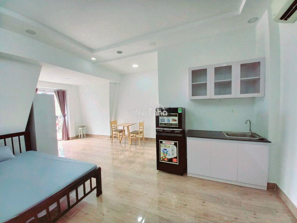 Căn hộ cao cấp 50m2, 6.5tr, ban công, thang máy, ngay ngã 6 gò vấp - 2