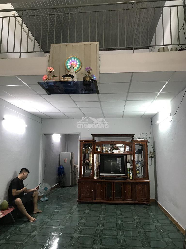 Bán nhà cấp 4, có gác lưng, hẻm ba gác, gần bệnh viện quận thủ đức - 2
