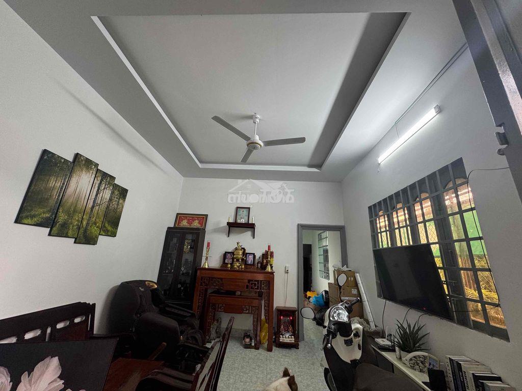 Nhà trấn biên - gần đ. ven sông - vay được 4tỷ - 3