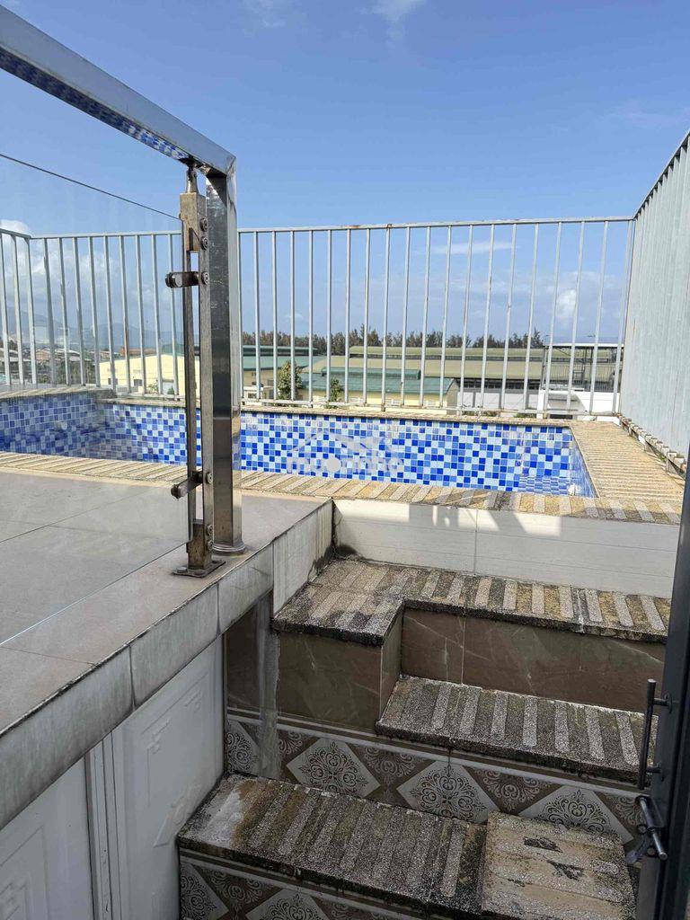 Bán nhà 3 tầng sát biển - 3