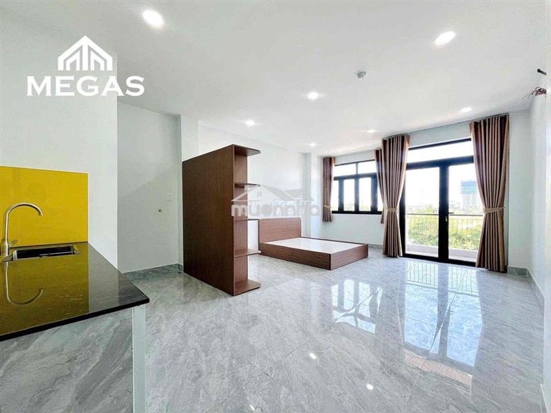 Trống lại 1 phòng 40m2 ngay vòng xoay dân chủ - cmt8