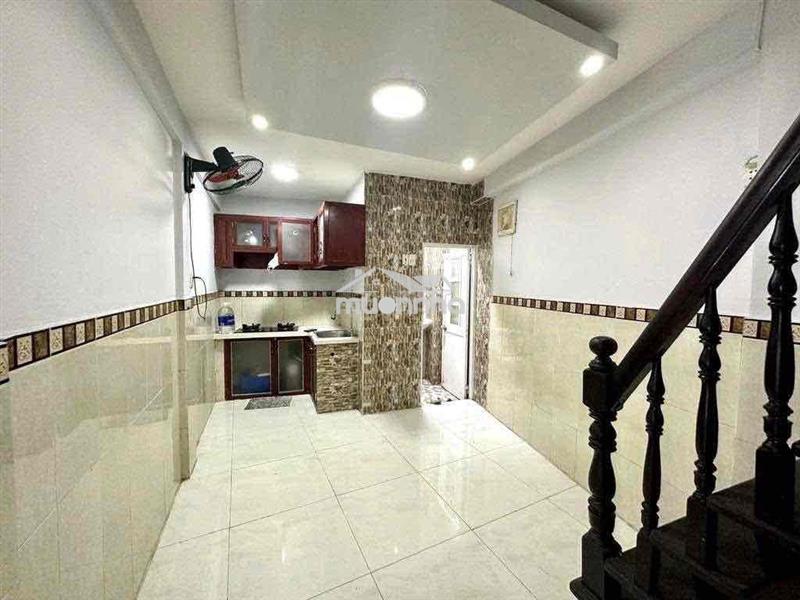 Cho thuê nhà nguyên căn đường thích quảng đức p4 quận pn