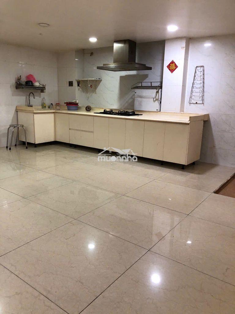 Nhà 8x20m,4l,6 máy lạnh khu tên lửa giá 45tr/tháng  - 2