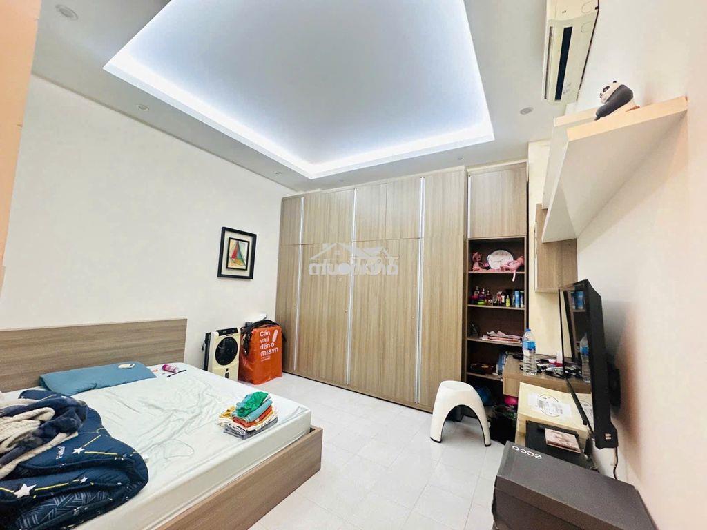Lý thường kiệt, q.10, gần xi grand court,hxh, 5 tầng, 6pn, 64m2, 4x16 - 4