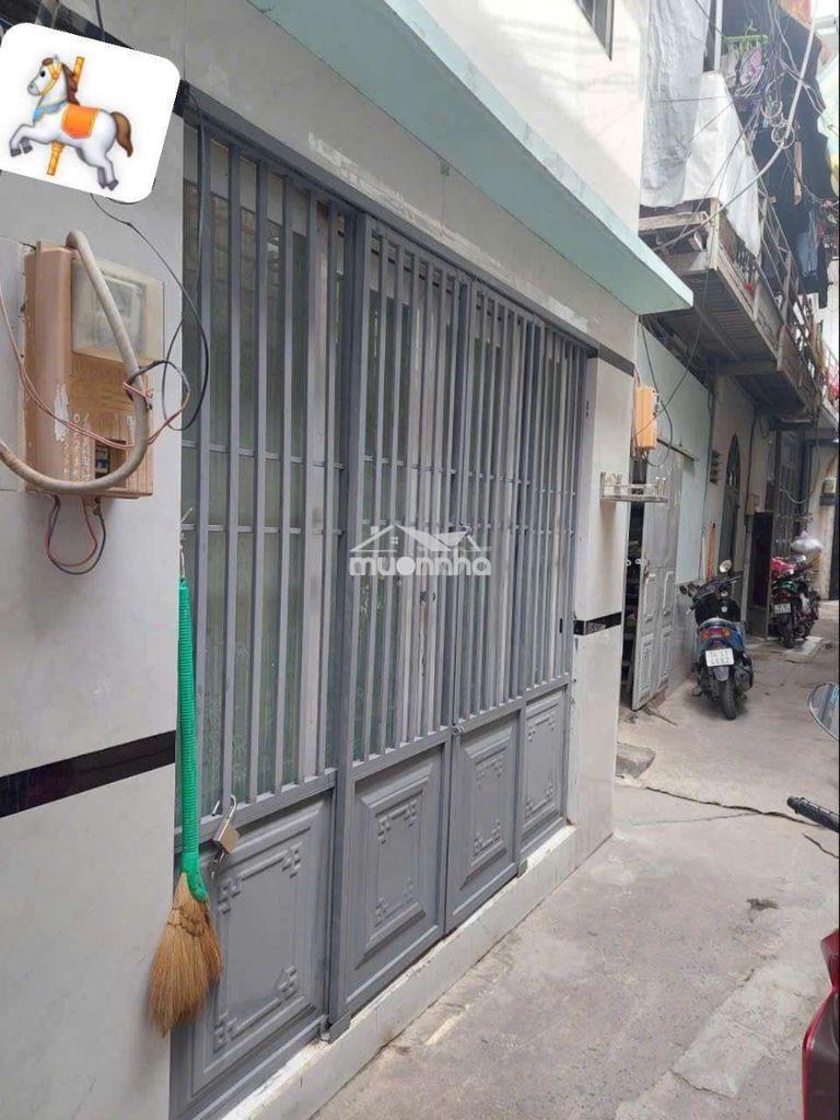 Cho thuê nhà đường trần xuân soạn q7 dt.4m×4m5 } 1lững 1lầu 2phòng 2wc