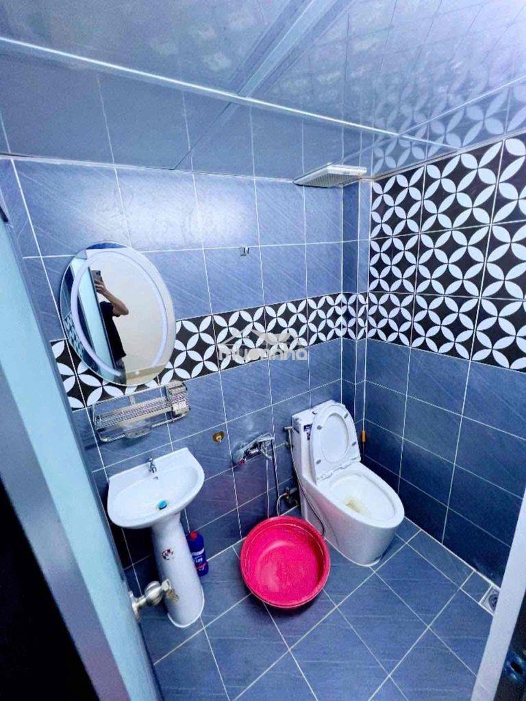 Cho thuê nhà nguyên căn nội thất cơ bản, có cho sinh viên thuê tháng - 4