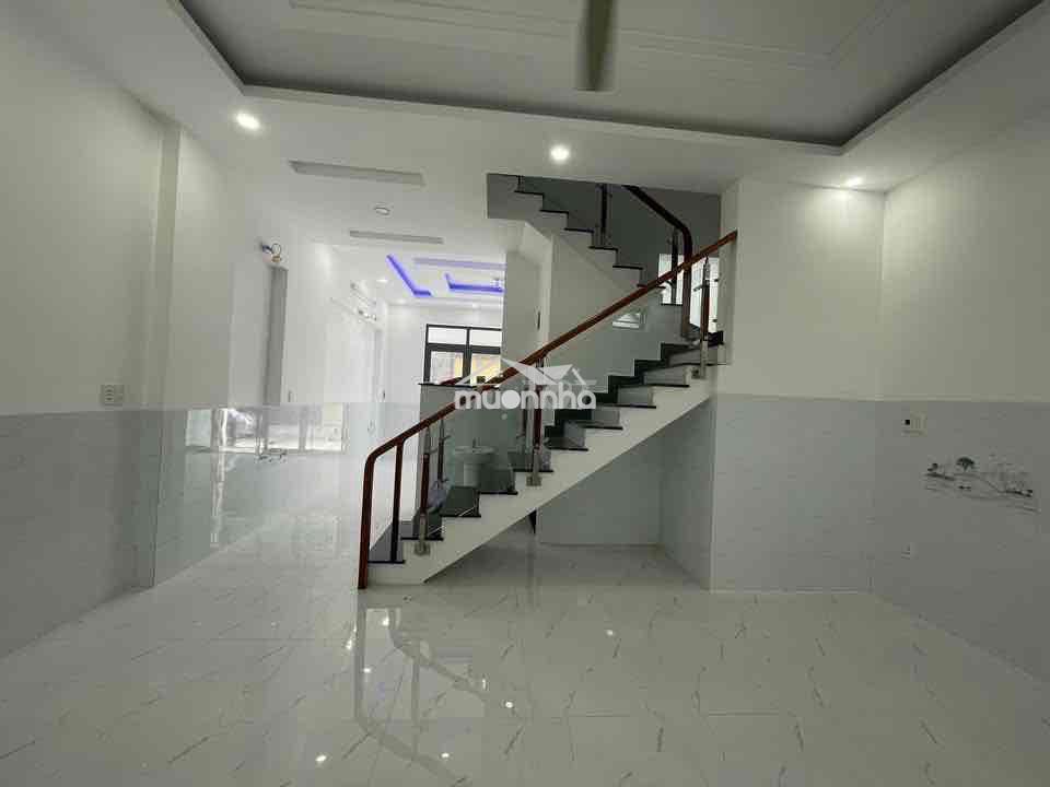 Bán nhà 1 trệt 2 lầu phường bửu hoà - chỉ 3 tỷ 500 - 4