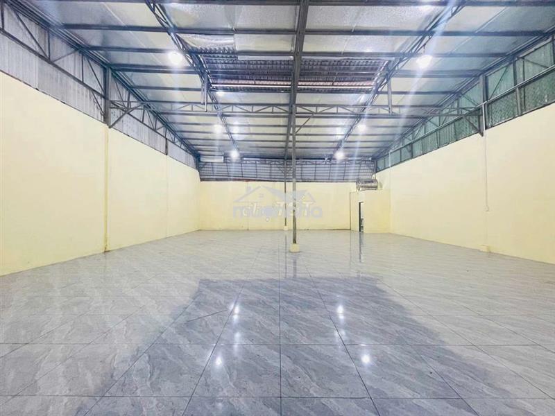 Kho mới quận 6 đường cont 20 fit