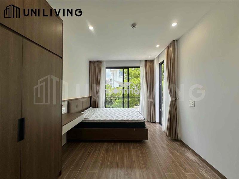 Cho thuê căn hộ stduio ban công lớn. nhà mới 100%- full nội thất