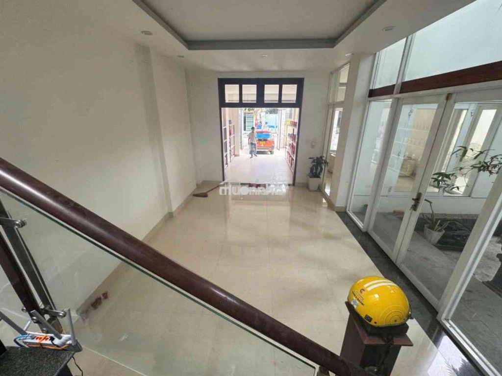 Nhà 1  lầu kiểu biệt thự sân vườn đang cho thuê dòng tiền 25 triệu /th - 3