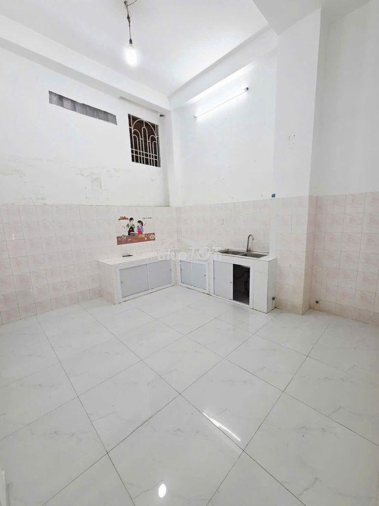 4x17m sân để xe nhà thuê hẻm xe hơi vườn lài tân phú 2pn 2wc - 4