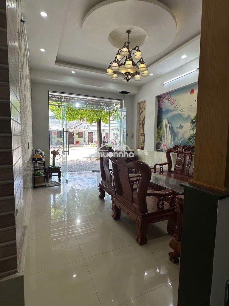Cho thuê nhà 2 lầu 1 trệt full nội thất kdc hoàng nam 5 an phú - 2