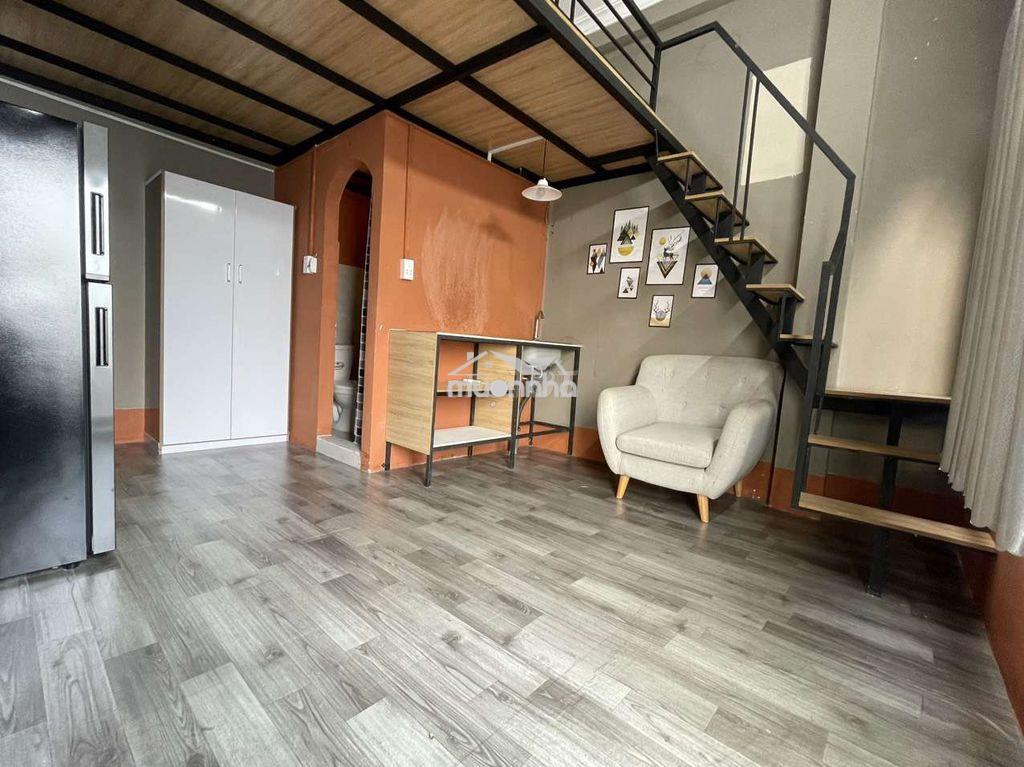 Phòng duplex đầy đủ nội thất, giờ tự do, cho nuôi pet, hỗ trợ xe điện.