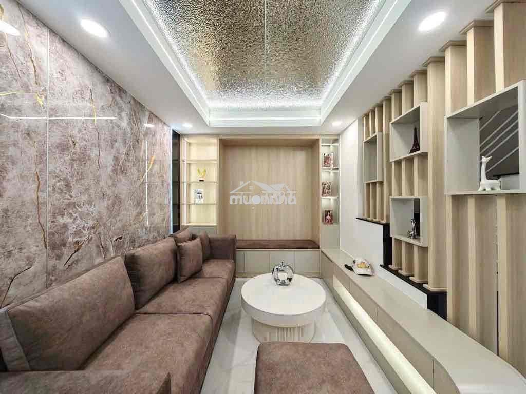 Nguyễn đình chiểu nhà 5 tầng chỉ hơn8🧄 - 2