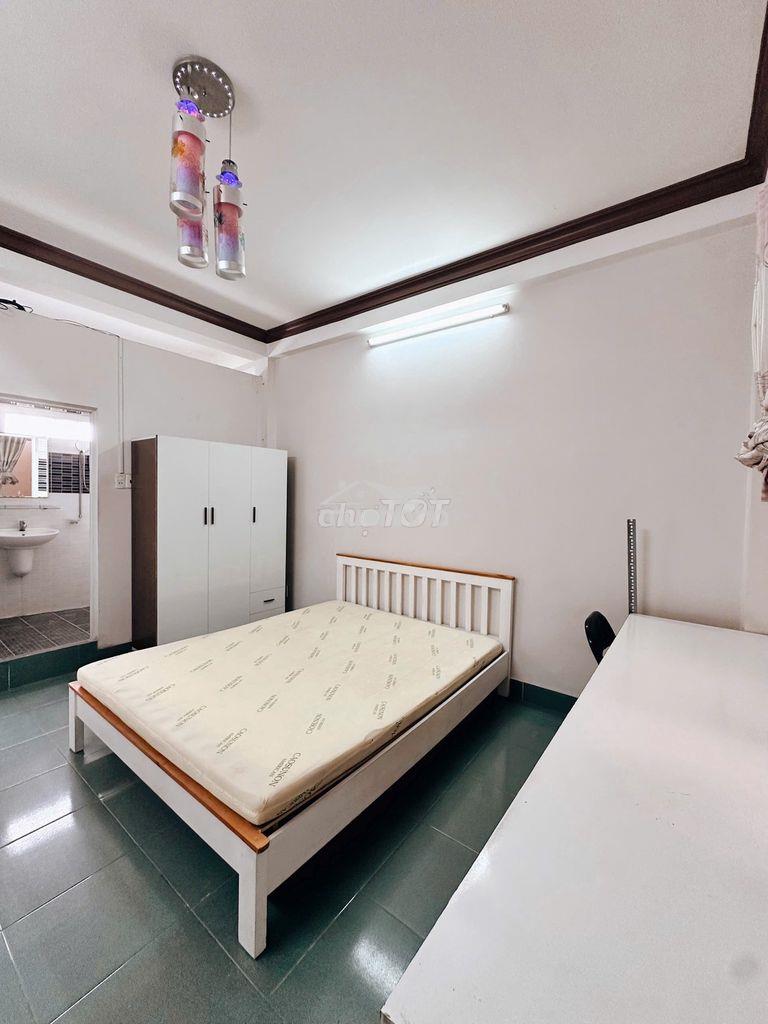 Cho thuê căn full nội thất - mặt tiền trường sa - 4