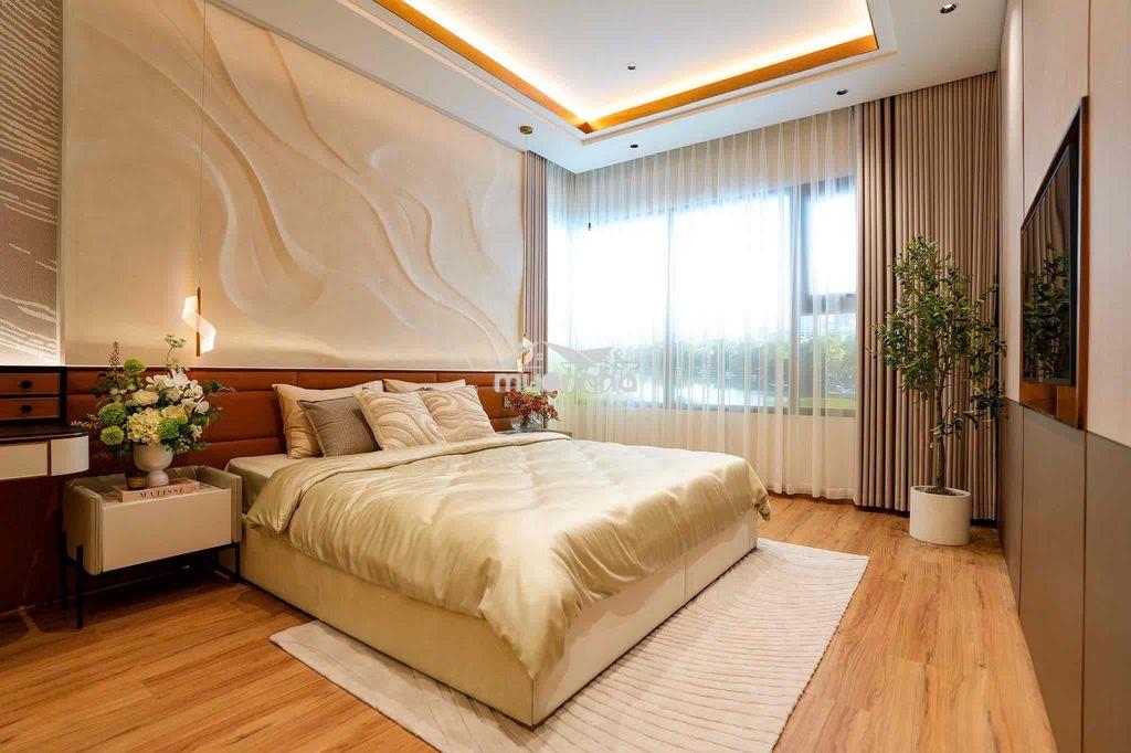 2pn1wc monrei sài gòn,hàng ngoại giao,chiếc khấu cao,quà oto - 4